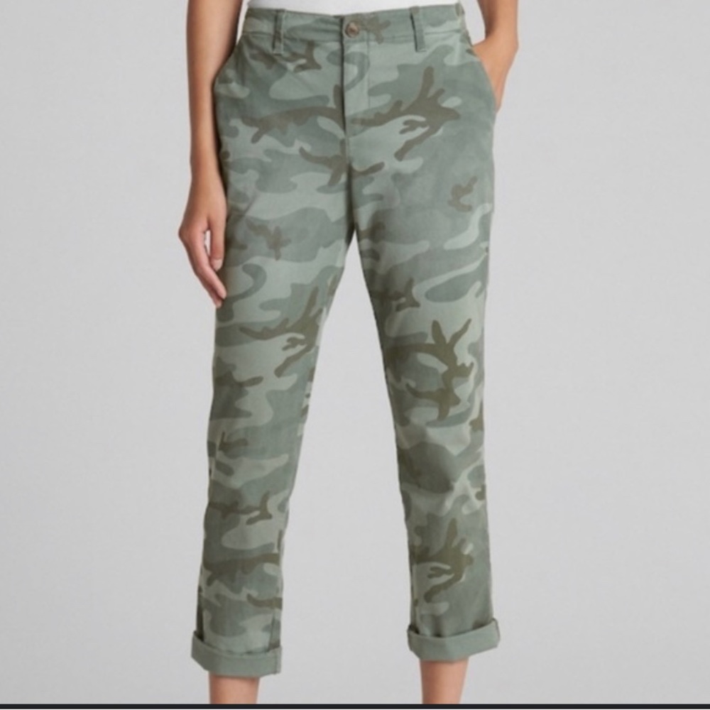 GAP Girl Friend Camo Pants- size 8